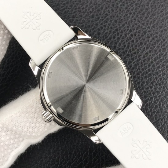 Patek Philippe - Aquanaut Lady 5067 35.6mm Dia SS/RU White Dial PPF Quartz