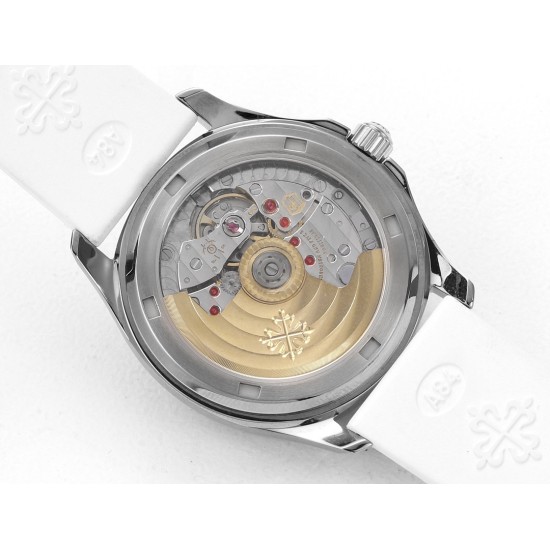 Patek Philippe - Aquanaut Ladies 5068 35.6mm Dia SS/RU White Dial HIF A324