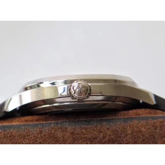 Patek Philippe - Aquanaut Lady 5068 35.6mm SS/RU Black Dial PPF A324