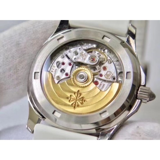 Patek Philippe - Aquanaut Lady 5068 35.6mm SS/RU White Dial PPF A324