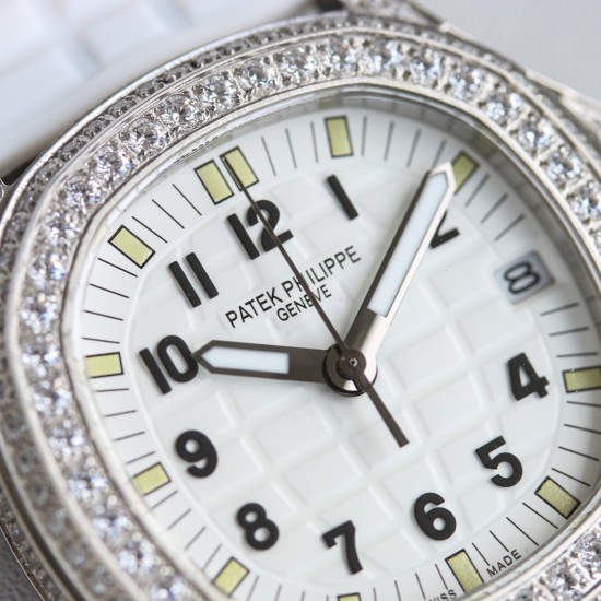 Patek Philippe - Aquanaut Ladies 35.6mm Full Diamond SS/RU White TWF A324