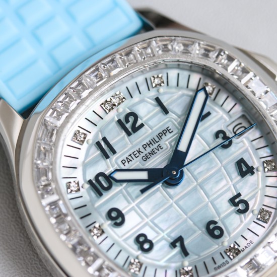 Patek Philippe - Aquanaut Ladies 35.6mm Full Diamond SS/RU Blue TWF A324