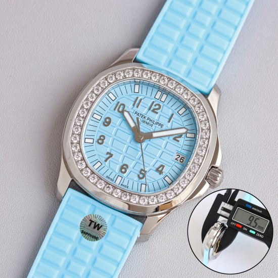 Patek Philippe - Aquanaut Ladies 35.6mm Full Diamond SS/RU Blue TWF A324