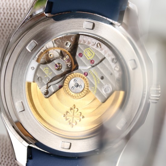 Patek Philippe - Aquanaut 5167/1A 40mm SS/RU Grey Dial K6F A324