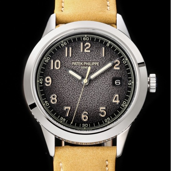 Patek Philippe - Calatrava 5226 40MM SS/LE Black/Num GRF 324SC