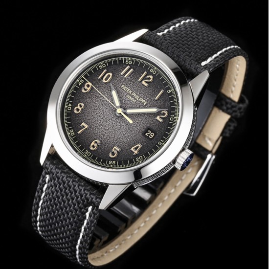 Patek Philippe - Calatrava 5226 40MM SS/NY Black/Num GRF 324SC