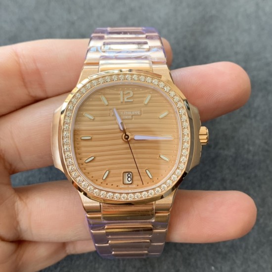 Patek Philippe - Nautilus 7118 35mm Dia RG/RG Rose Gold Dial MSF A324