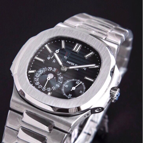 Patek Philippe - Nautilus 40mm 5712 SS/SS Blue/Stk GRF A240