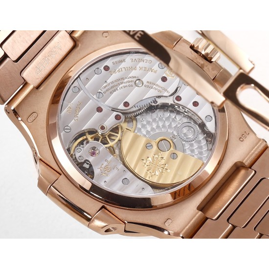 Patek Philippe - Nautilus 40mm 5712 RG/RG Black/Stk GRF A240