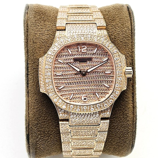 Patek Philippe - Nautilus 7118 35mm Full Diamonds YG/YG Diamonds Dial GRF A324