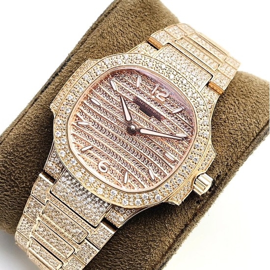 Patek Philippe - Nautilus 7118 35mm Full Diamonds YG/YG Diamonds Dial GRF A324