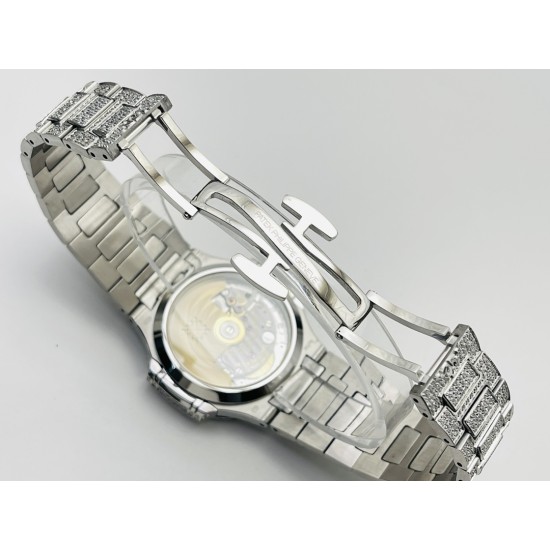 Patek Philippe - Nautilus 7118 35mm Full Diamonds Platinum SS/SS Diamonds Dial GRF A324