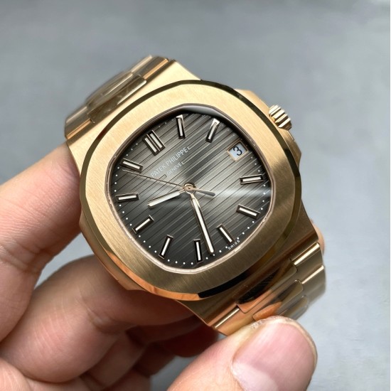 Patek Philippe - Nautilus 5711 40mm RG/RG Grey/Stk PPF A324