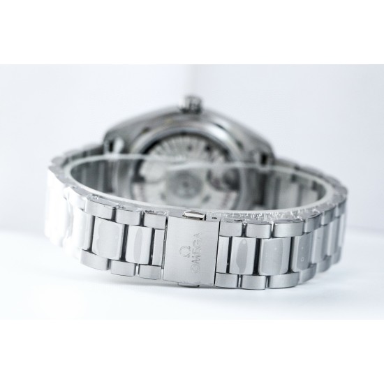  Omega-Aqua Terra 150M 34mm Ladies SS/SS S.Wht/Dm VSF A8800