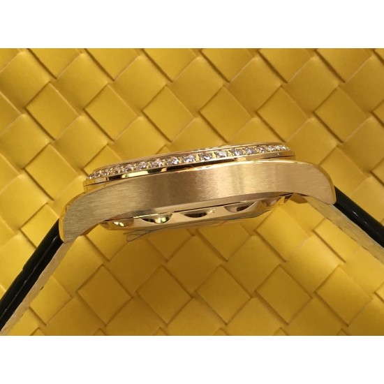 Omega-Aqua Terra 150M 43mm Worldtimer Diamonds YG/LE White Dial VSF A8938