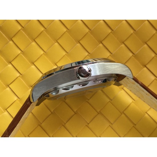 Omega-Aqua Terra 150M 43mm Worldtimer SS/LE White Dial VSF A8938