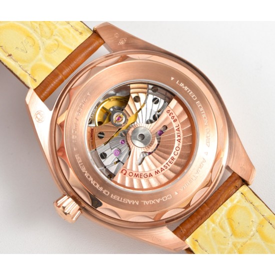 Omega-Aqua Terra 150M 43mm Worldtimer Diamonds RG/LE White Dial GBF A8938