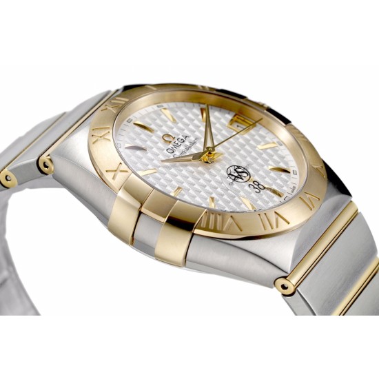  Omega-Constellation Co-Axial 38mm YG/SS White VSF Asia 8500