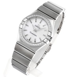  Omega-Constellation Ladies 28mm Diamonds SS/SS Wht MOP Stk 8848F Swiss Qtz