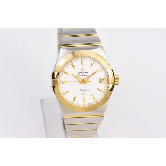 Omega-Constellation Co-Axial 38mm YG/SS White VSF Asia 8500