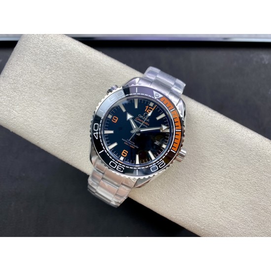 Rolex- Omega-Seamaster 600m 43mm SS/SS Black Dial Oyster BF A8900