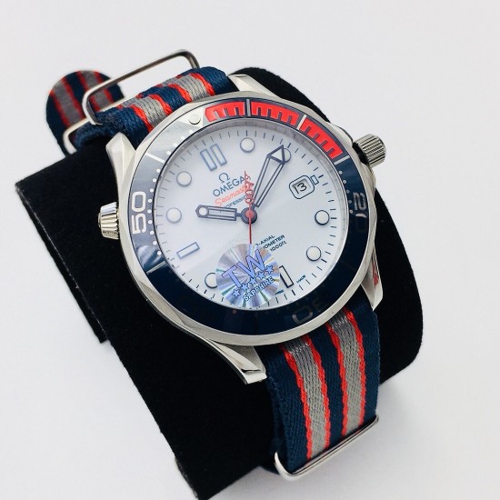  Omega-Seamaster Commander 007 40MM SS/NY White TWF MY8205 Mod