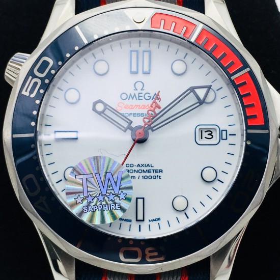  Omega-Seamaster Commander 007 40MM SS/NY White TWF MY8205 Mod