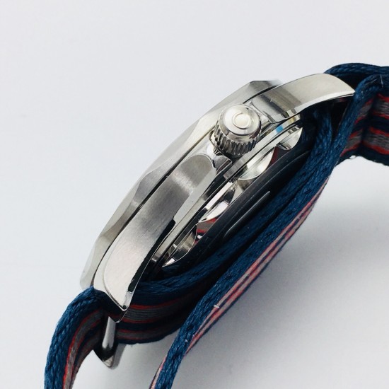  Omega-Seamaster Commander 007 40MM SS/NY White TWF MY8205 Mod