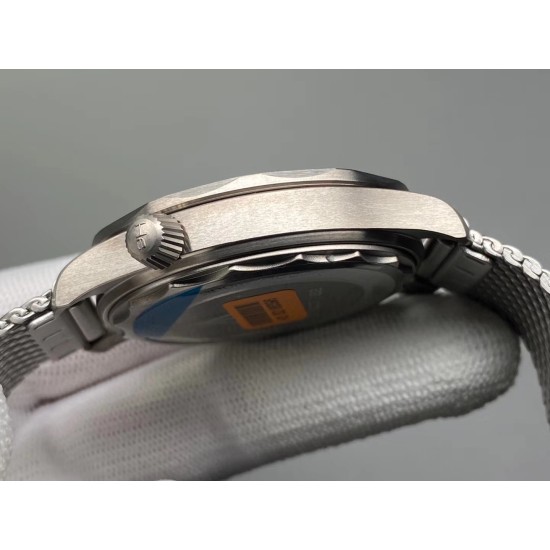  Omega-Seamaster 300m No Time To Die 007 42MM TI/SS VSF V4 A8806