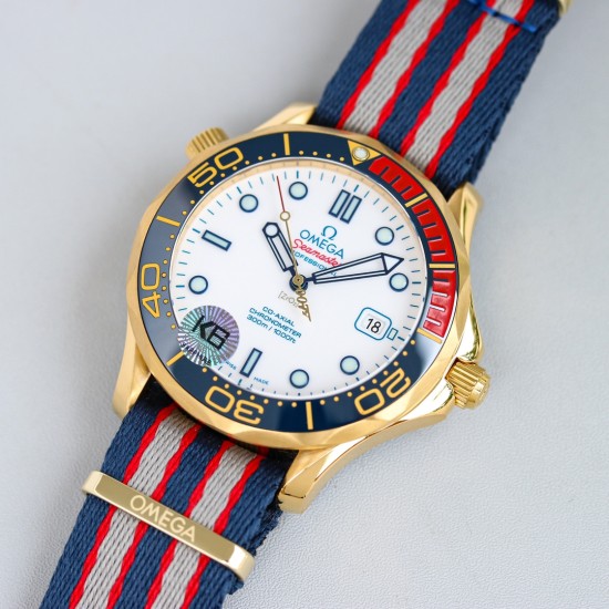  Omega-Seamaster Commander 007 42MM YG/NY White Dial OMF A2507