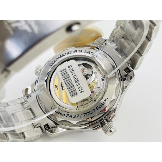  Omega-Seamaster 300m James Bond 007 2019 42mm SS/SS White Dial OMF A8806