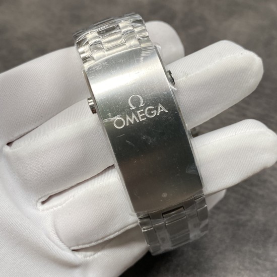  Omega-Seamaster 300m 2019 42mm SS/SS White Dial VSF A8800