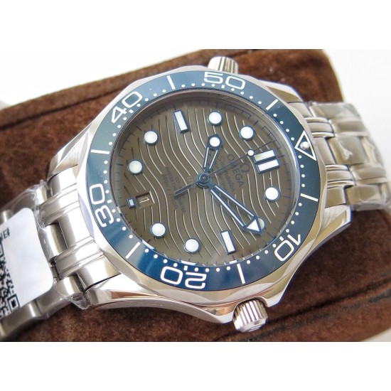  Omega-Seamaster 300m 42mm SS/SS Grey Dial URF A8800