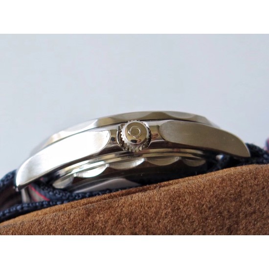  Omega-Seamaster 300m 42mm SS/NY Grey Dial URF A8800