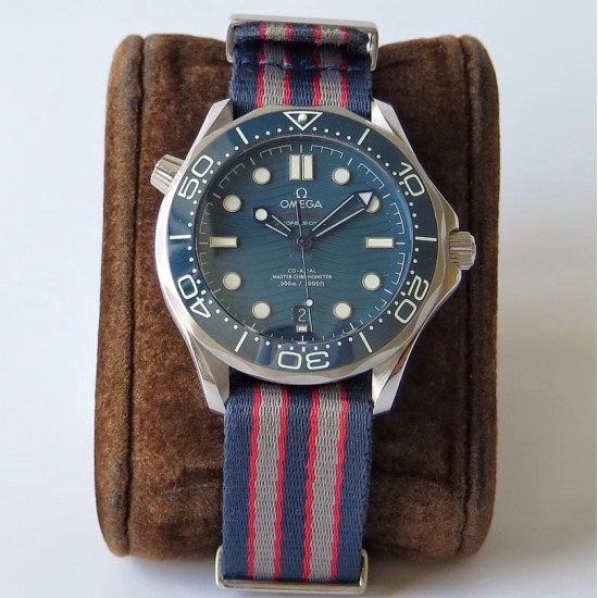  Omega-Seamaster 300m 42mm SS/NY Blue Dial URF A8800