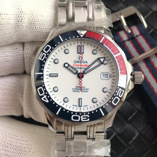  Omega-Seamaster 300m 42mm SS/SS Black Dial URF A8800