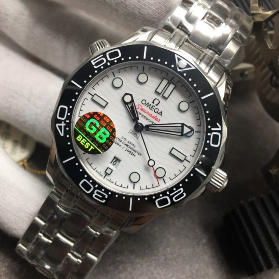  Omega-Seamaster 300m 42mm SS/SS White Dial GBF A8800