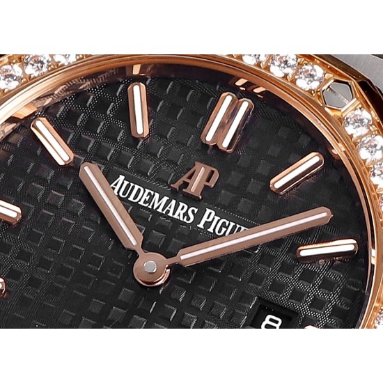 Audemars Piguet-Royal Oak Ladies 33mm 67651 Dia RG/SS Black TKF Swiss Qtz