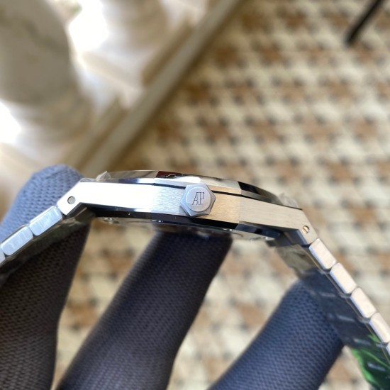 Audemars Piguet-Royal Oak 15400 SS/SS Grey Dial APSF SA3120 Super Clone