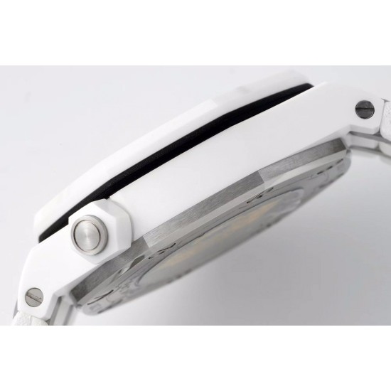 Audemars Piguet-Royal Oak Diver 15707 CER/RU White IPF A3120