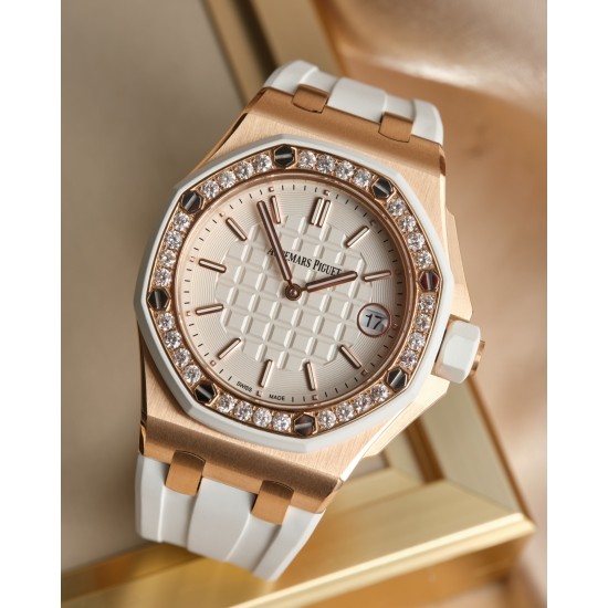 Audemars Piguet-Royal Oak Ladies 37mm SS/RU Diamond/White Swiss Qtz