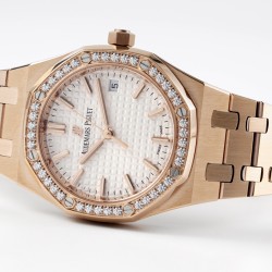 Audemars Piguet-Royal Oak Ladies 33mm RG/RG white Dial 8F Swiss Quartz
