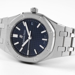 Audemars Piguet-Royal Oak 77350 Ladies 34mm SS/SS Blue Dial 8F A5800