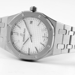 Audemars Piguet-Royal Oak 77350 Ladies 34mm SS/SS White Dial 8F A5800