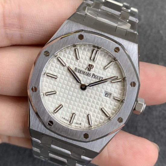 Audemars Piguet-Royal Oak Ladies 33mm SS/SS White/Stk JF Swiss Qtz