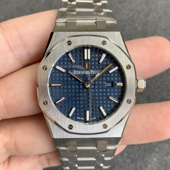 Audemars Piguet-Royal Oak Ladies 33mm SS/SS Blue/Stk JF Swiss Qtz