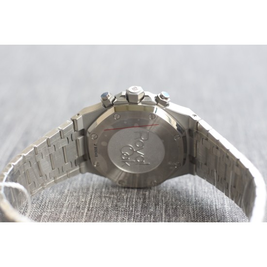 Audemars Piguet-Royal Oak Chronograph 26331ST SS/SS Blue/Wht OMF A7750