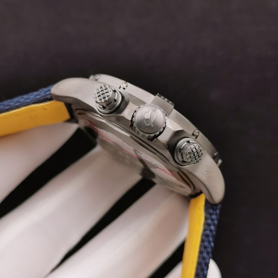 Breitling-Avenger Bandit SS/NY Blue/Num OXF A7750