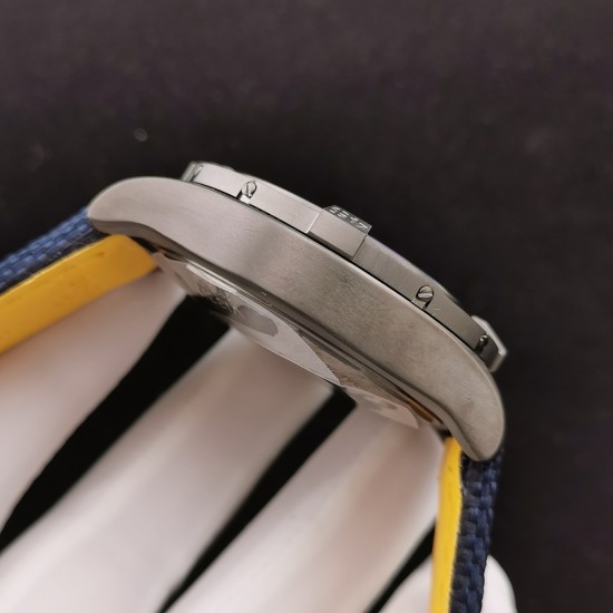 Breitling-Avenger Bandit SS/NY Blue/Num OXF A7750