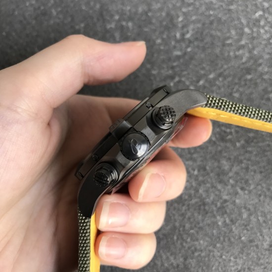 Breitling-Avenger Bandit SS/NY Olive/Num OXF A7750